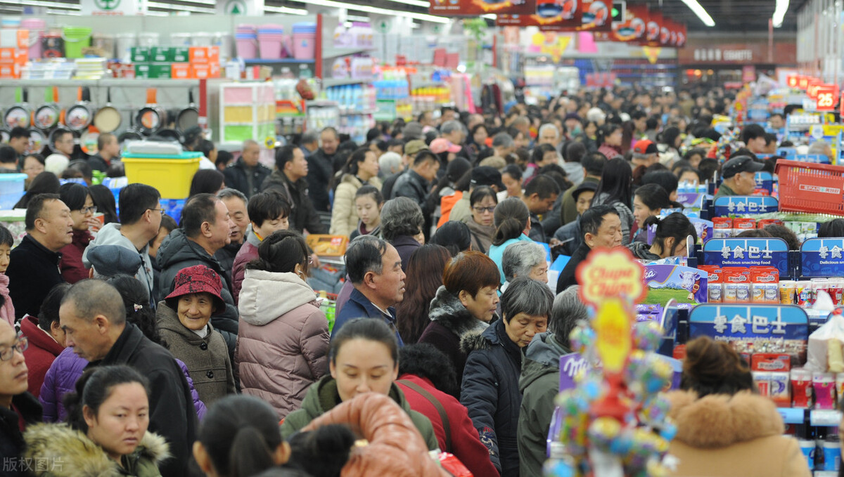 超市老板一个月赚100万,超市老板一天挣一万