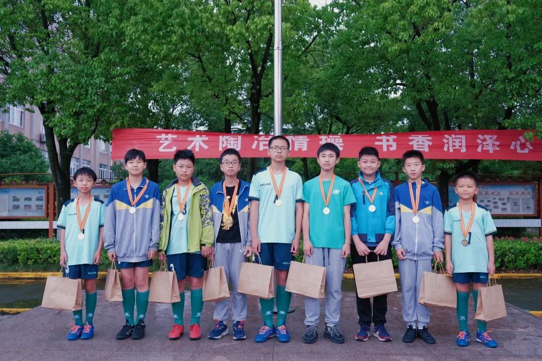 河山中学足球,河山足球