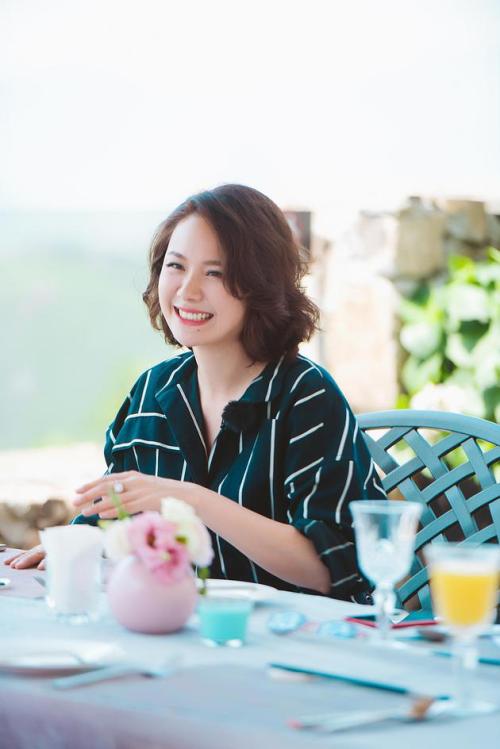 程莉莎说郭晓冬穿军装,郭晓冬老婆程莉莎衣服