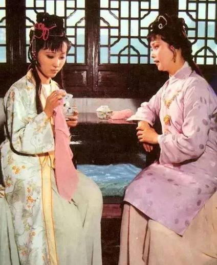 日本小偷遮鼻子,日本小偷绑头巾在鼻子上叫什么