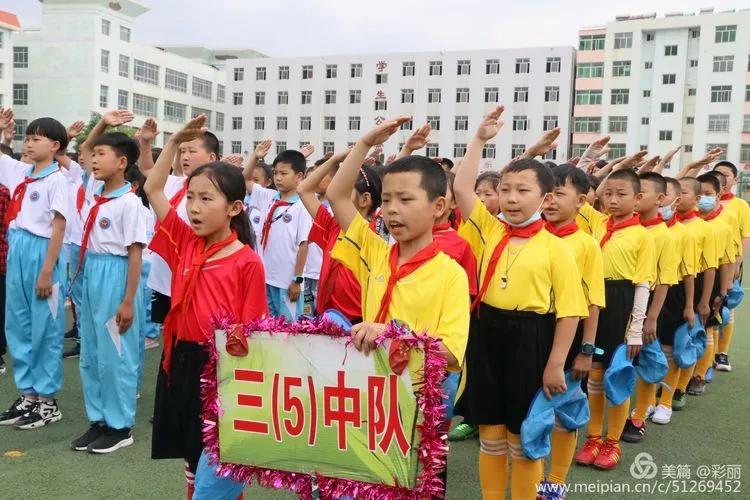 乌兰察布校长杯足球赛,青少年校园足球联赛拉开帷幕