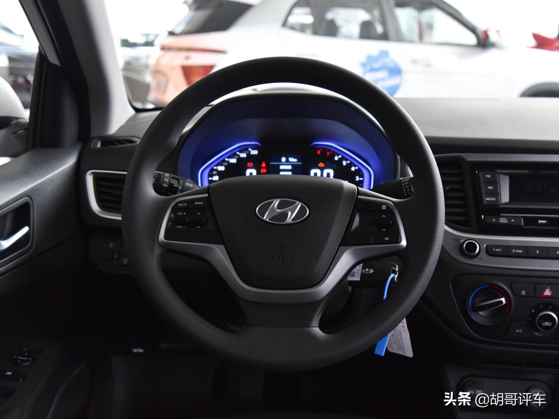 现代悦纳新款2024外观,跟现代悦纳差不多的车型