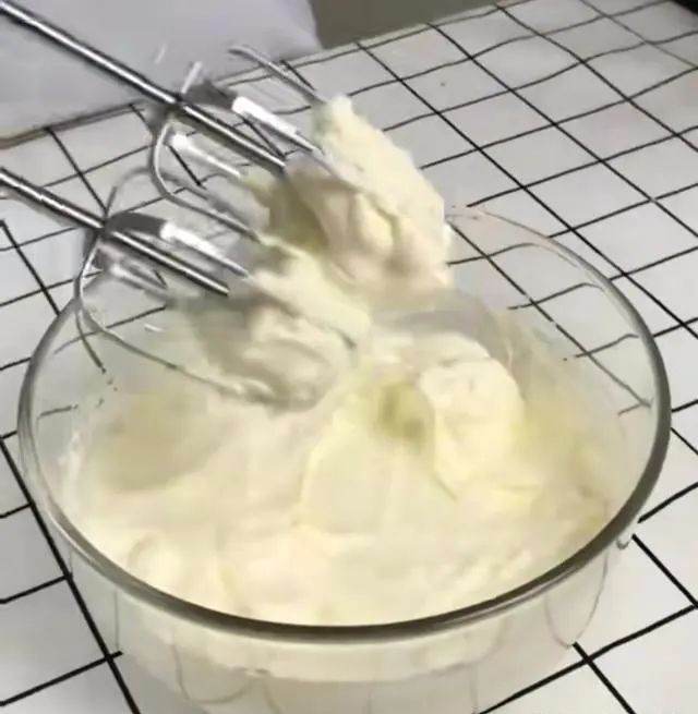 教你怎么打发奶油,怎样打发奶油视频