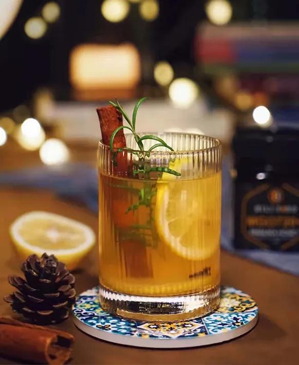 冬天可以喝的热饮,热乎乎的威士忌