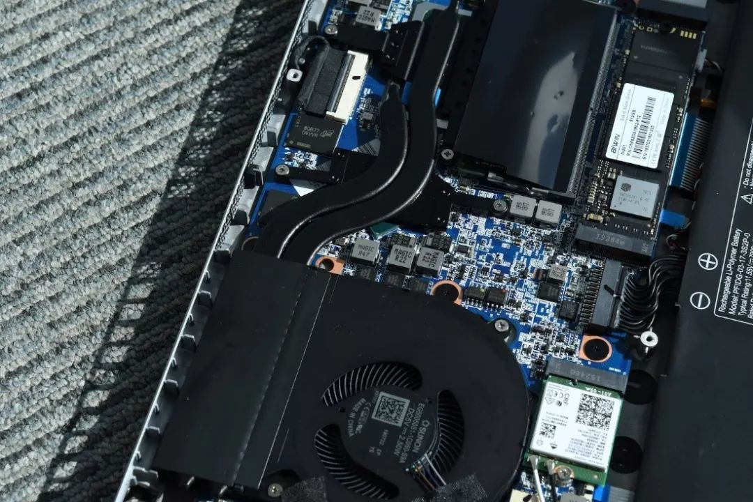 机械革命s1plus电池容量,机械革命s1plus游戏评测