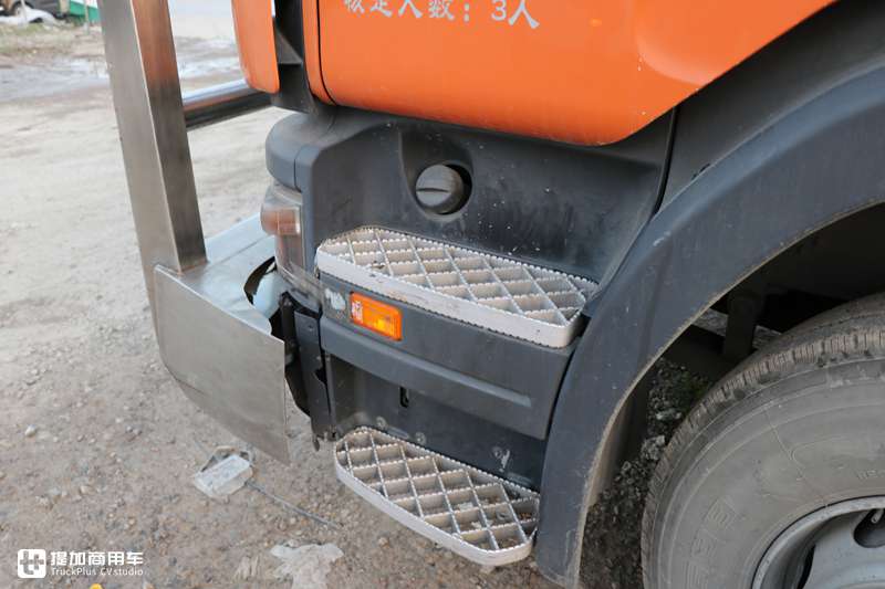 鍔犺鐗涙爮鏉犵殑闄嗗贰,鍔犺浜嗗熬缈肩殑鏂牚灏间簹v8鍗¤溅