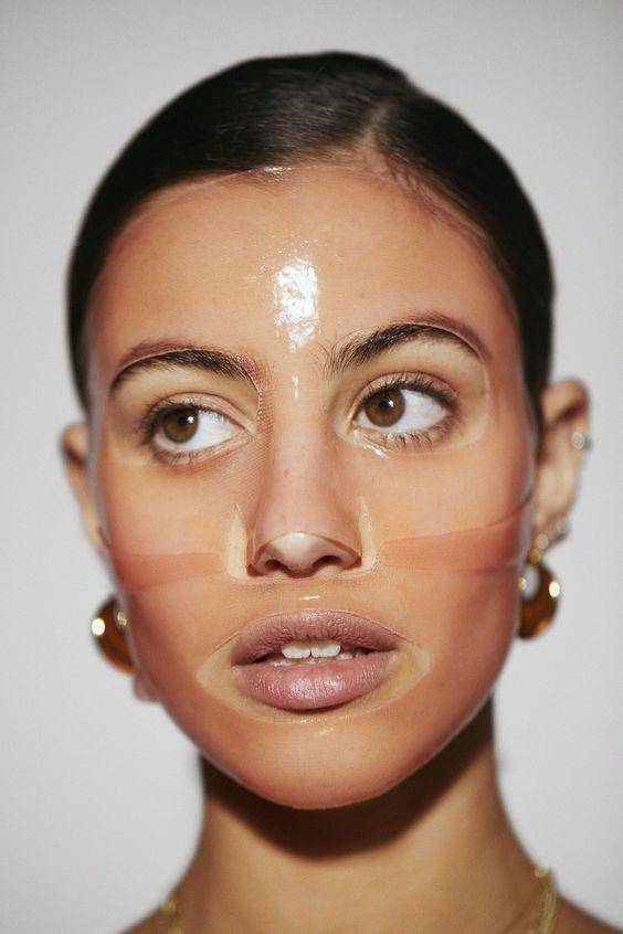 贴面膜有点小刺痛是缺水吗,脸部缺水贴面膜会刺痛是怎么回事