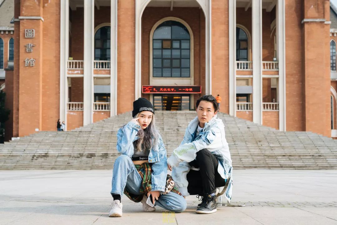 自从藏龙岛有了南延线，我就再没羡慕过别人家的学校！