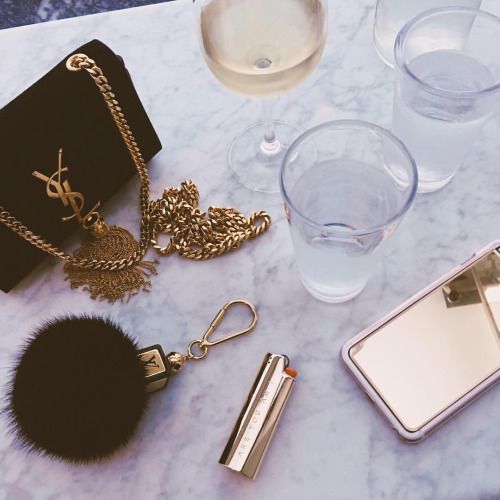 ysl值得入手的包包流苏中号,ysl的包包流苏包可以买吗