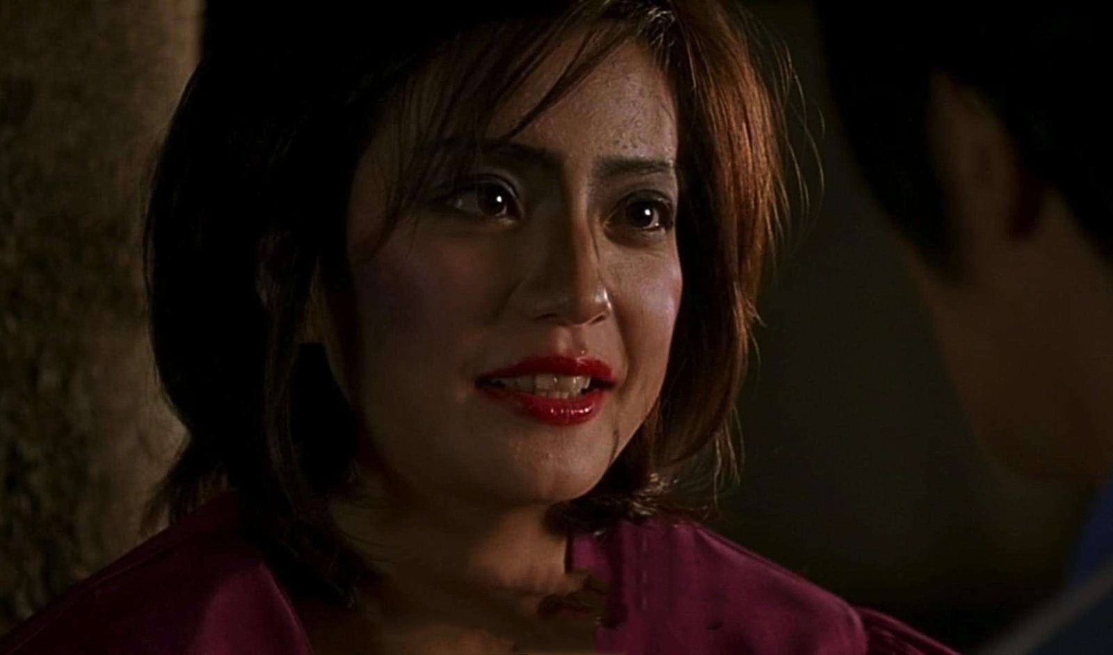 周星驰与赵薇合作了几次,周星驰安慰赵薇剧情