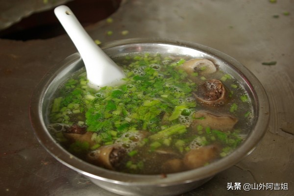 金鸡百花电影节看爱豆--阿吉姐带你100元吃遍鹭岛经典美食