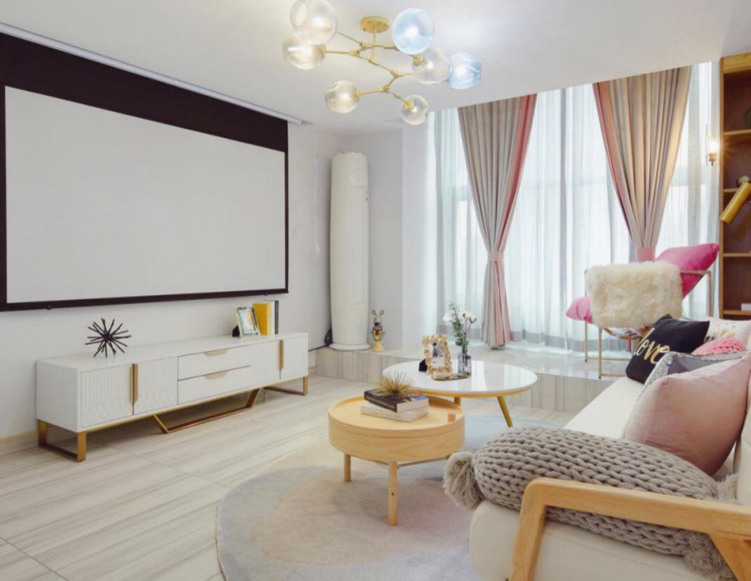 家用小型投影仪值得买吗,家用投影仪选择什么价位最合适