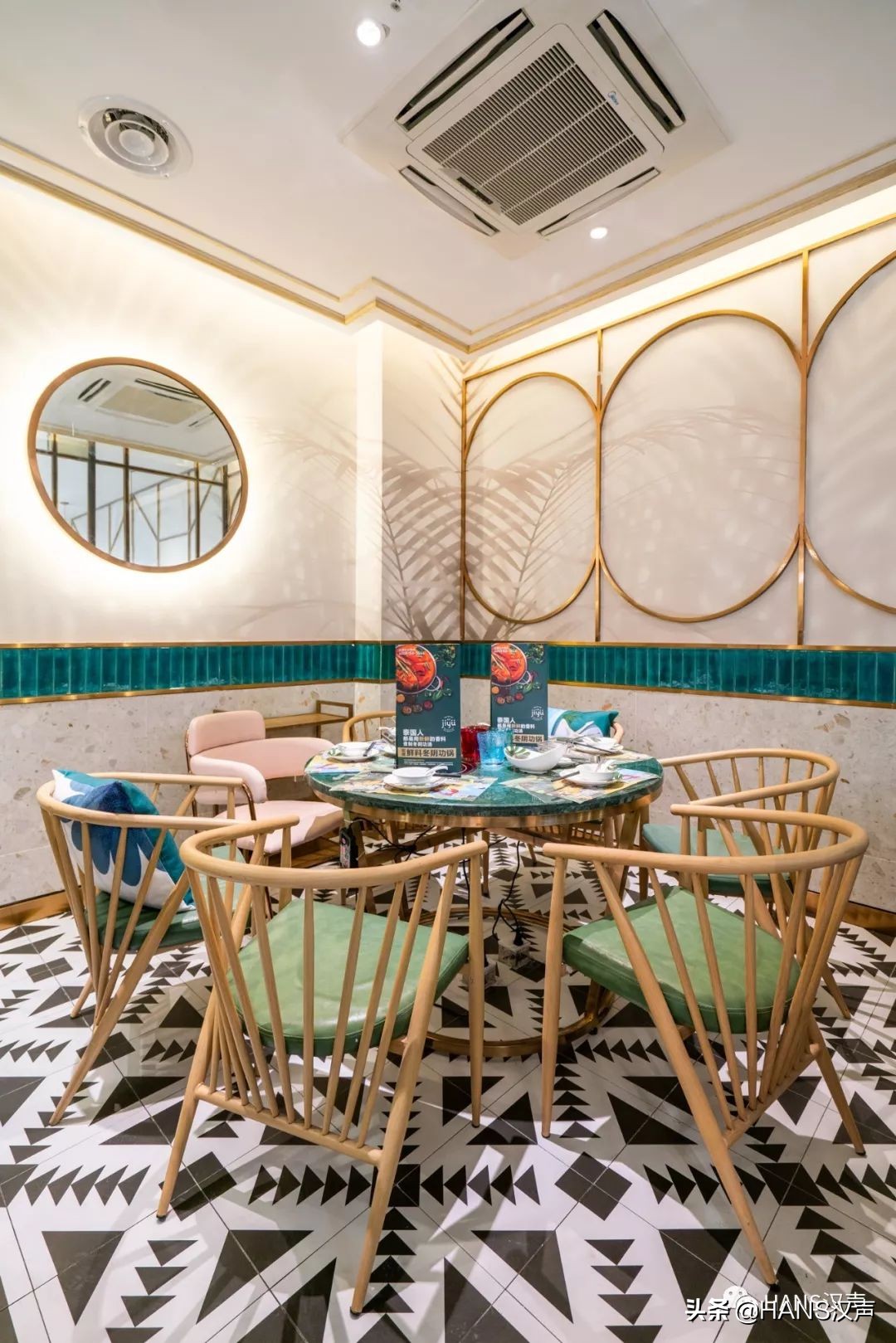 又想骗我吃火锅！集渔杀到武昌，6.8折还送6个LV