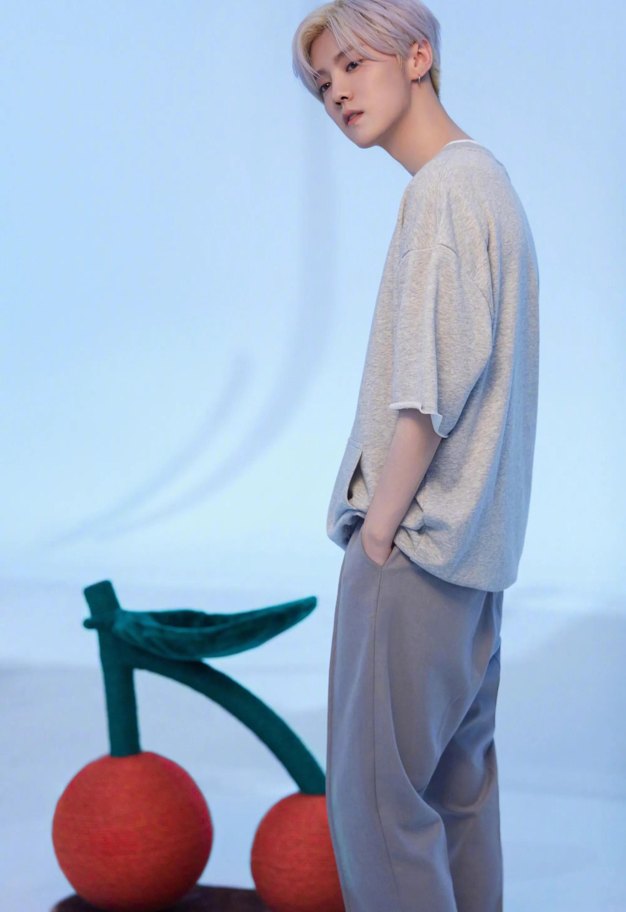 鹿晗高清壁纸,鹿晗蓝发高清壁纸