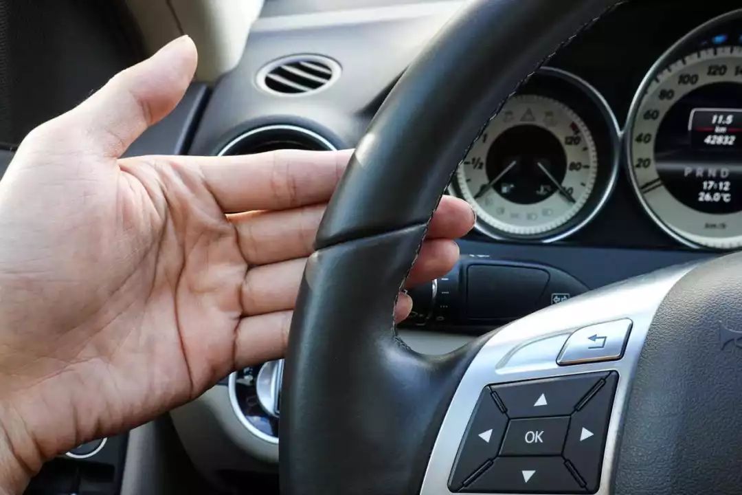 14万买奔驰C，6年只跑2万公里，收藏级