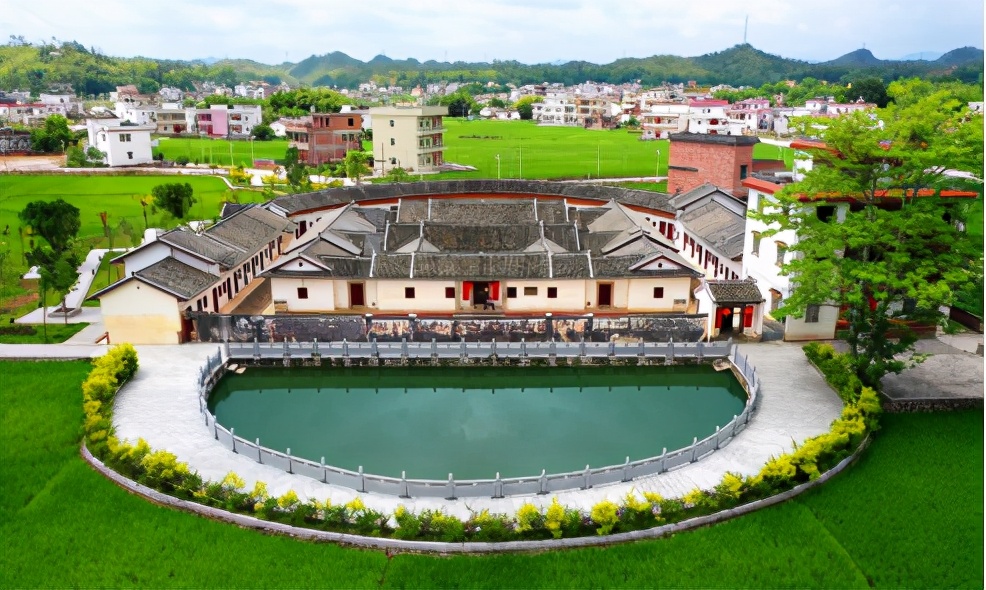 娼睍鑷┚浜斿崕,骞夸笢浜哄埌浜戝崡鐪熷疄鎰熷彈