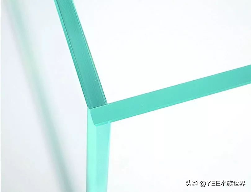 鱼缸胶水和耐候胶有什么区别,哪种鱼缸玻璃胶的粘性最强