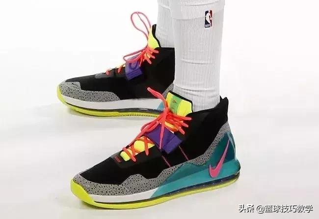 今年最推荐的年度最佳球鞋 (2018公认最好的十双球鞋)