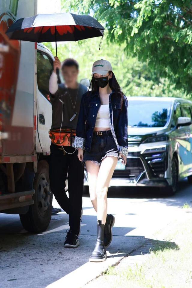 baby机场生活照,baby18岁素颜照