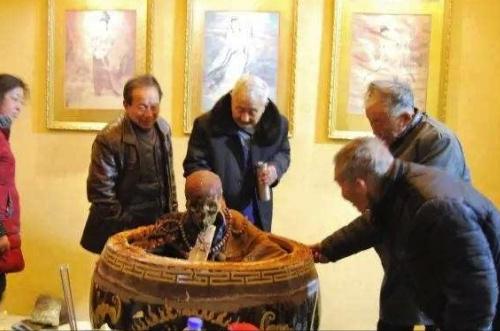 佛教说的舍利子是不是结石,舍利子的化学成分和结石一样吗