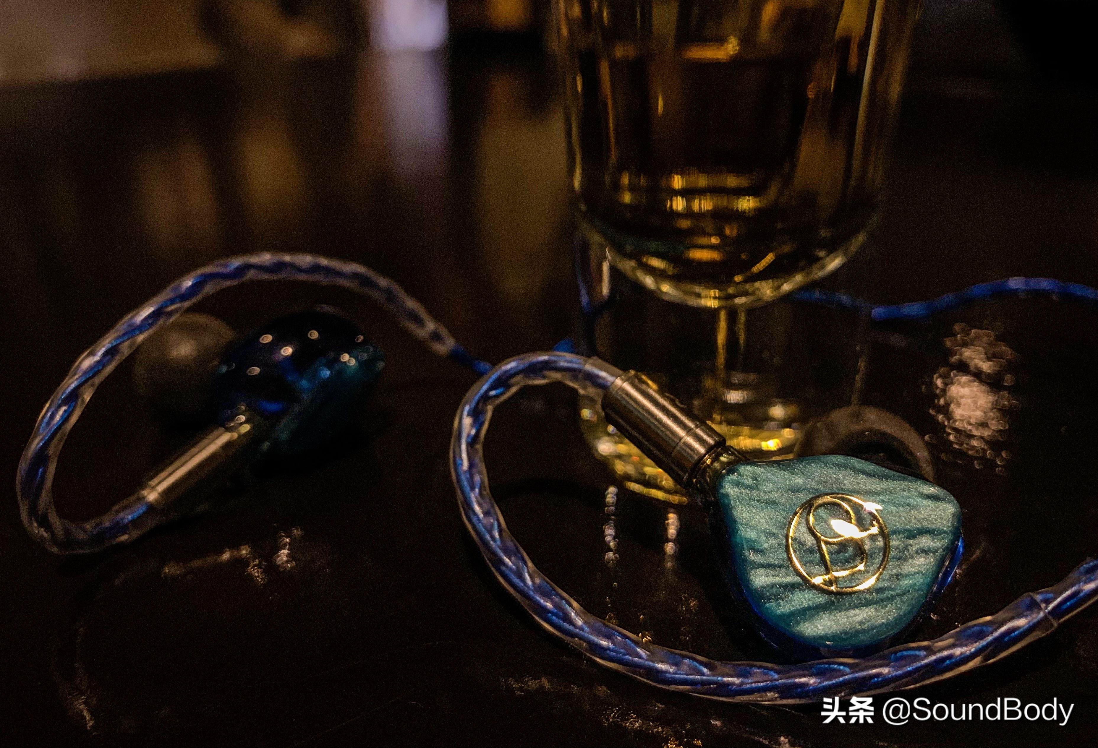 娆ц嫢鎷塧urora娴嬭瘎,娆ц嫢鎷塧urora璇勬祴