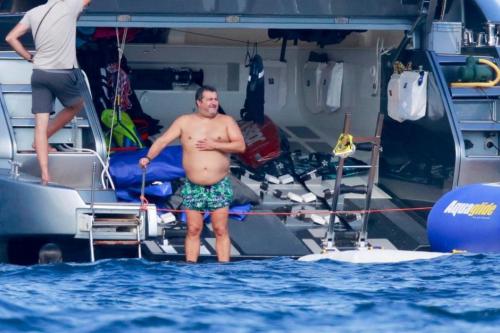 一个经纪人的高明：耍的四大联赛豪门团团转，彰显提线木偶重要性