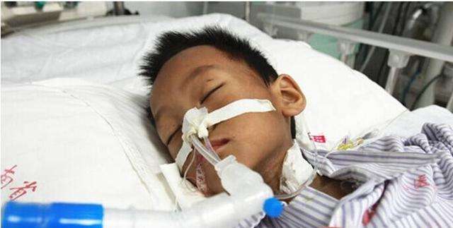 孩子一生气就打大人怎么办,孩子发脾气打人怎么惩罚