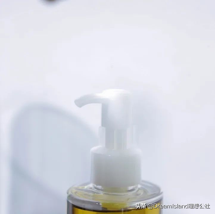 全方位测评五款热门平价卸妆产品 (13款热门平价卸妆产品)