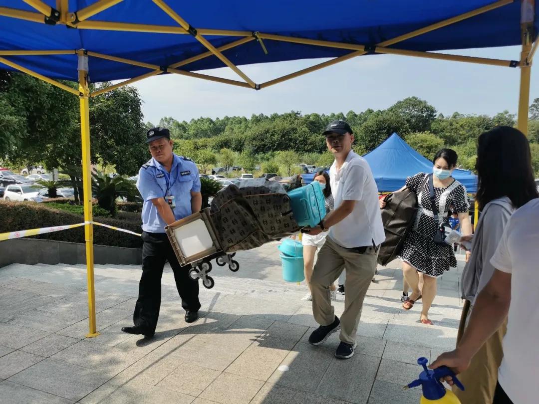 外国语学校开学仪式,桂林市国龙外国语学校开放日