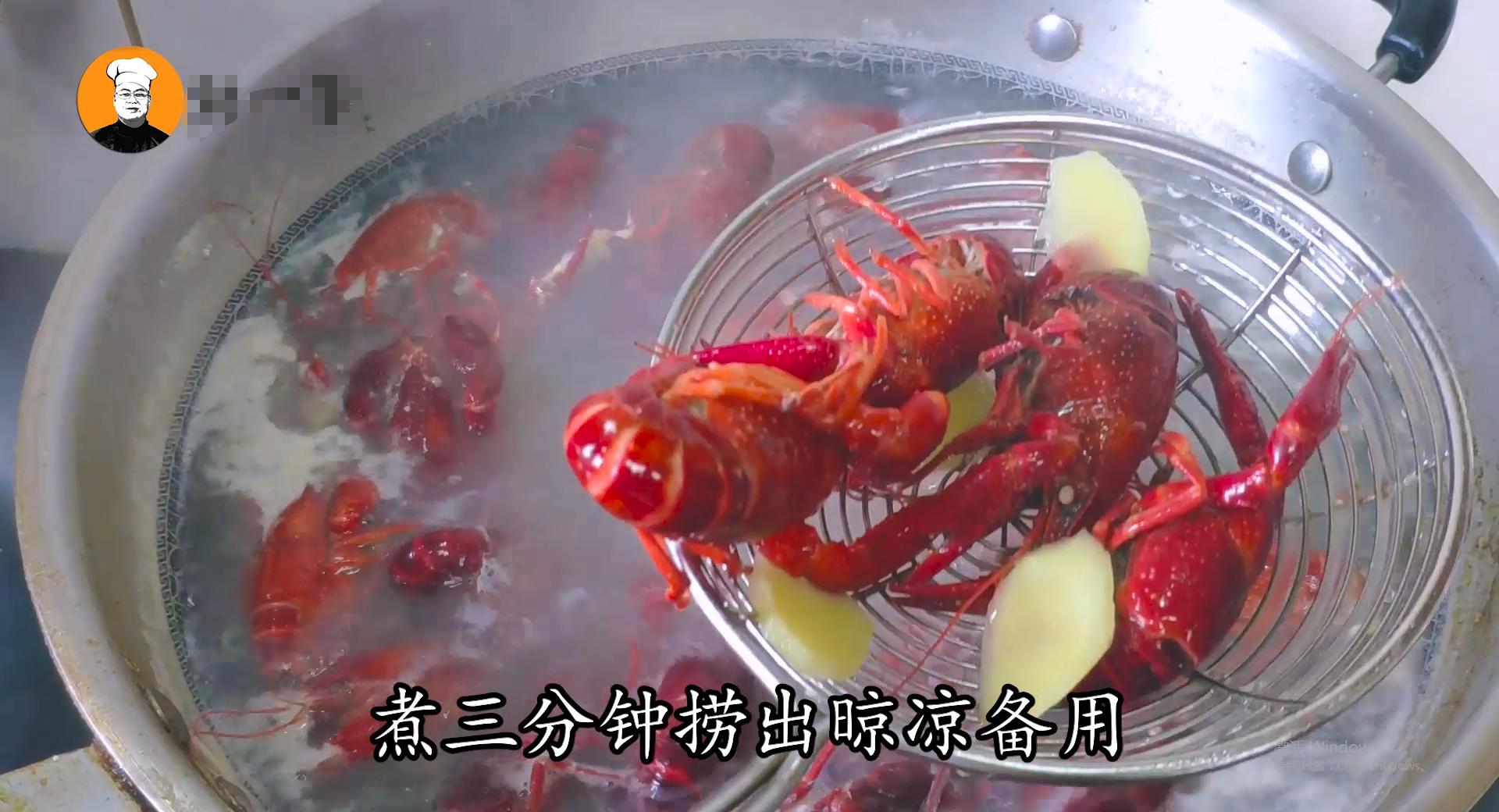 小龙虾尾泡饭,小龙虾牛蛙泡饭