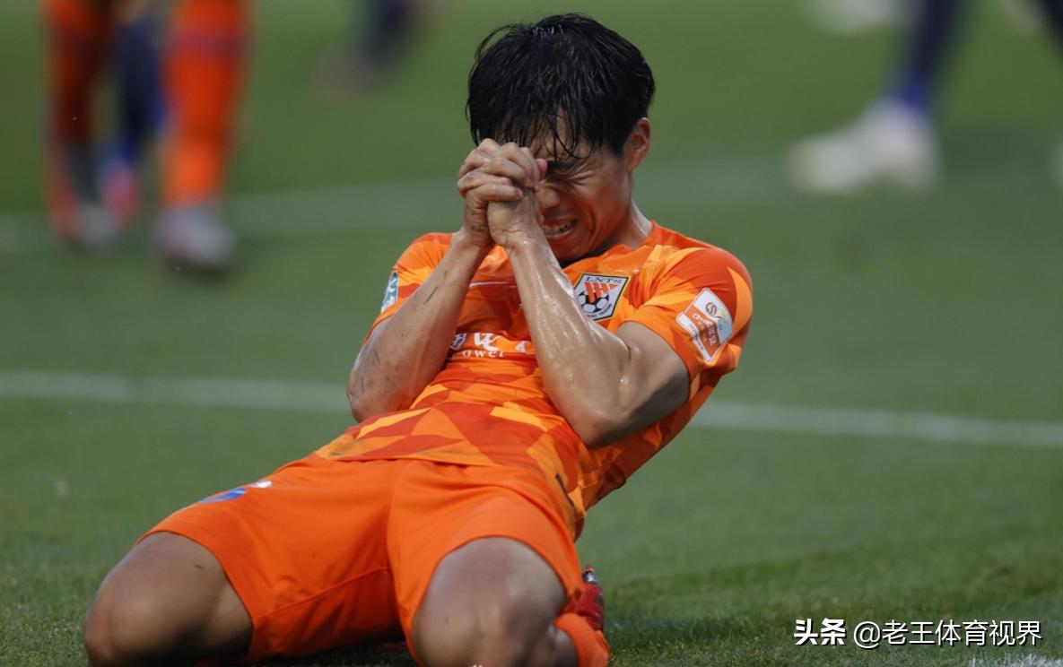 涓浗瓒崇悆鑷繁杞板紑鐞冮棬,涓浗瓒崇悆楂樼┖杞扮偢鎴樻湳