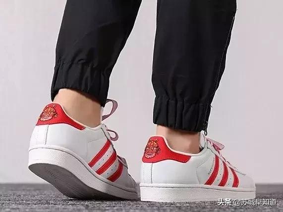 东楼4F｜耐克、阿迪持续输出ing，最高直减400!超赞新款狠货出血