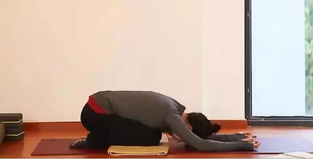 产后修复瑜伽普拉提动作,产后瑜伽26个体式