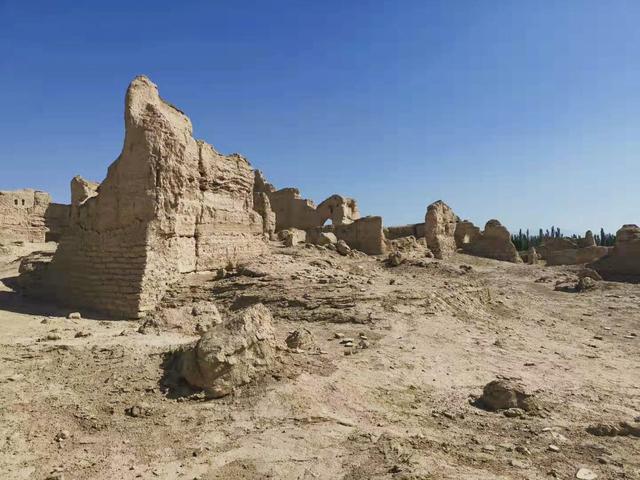 72岁老人游新疆,新疆自由行旅游攻略老人