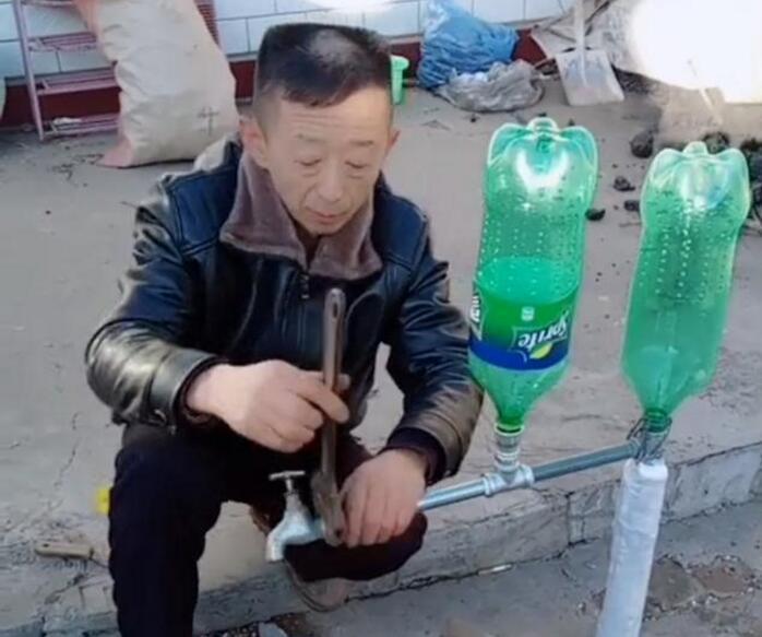 农村家里面的水龙头冻住怎么解冻,冬天农村水龙头冻住了有什么方法