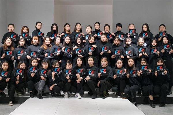 成妆化妆培训学校3-6岁儿童,成妆化妆培训学校推广