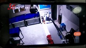 哈尔滨一商场内多家商铺被盗,哈尔滨一金店手镯被偷梁换柱