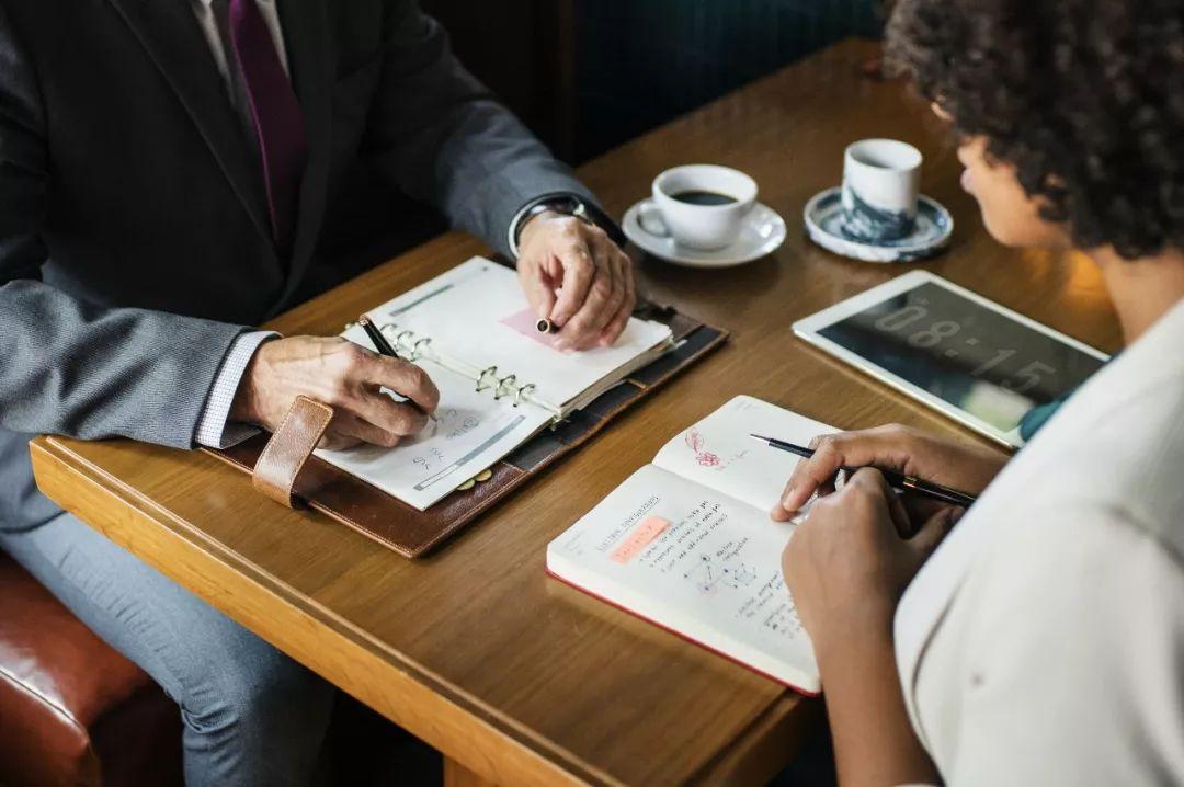 餐饮加盟连锁店如何起步,餐饮加盟公司运营流程