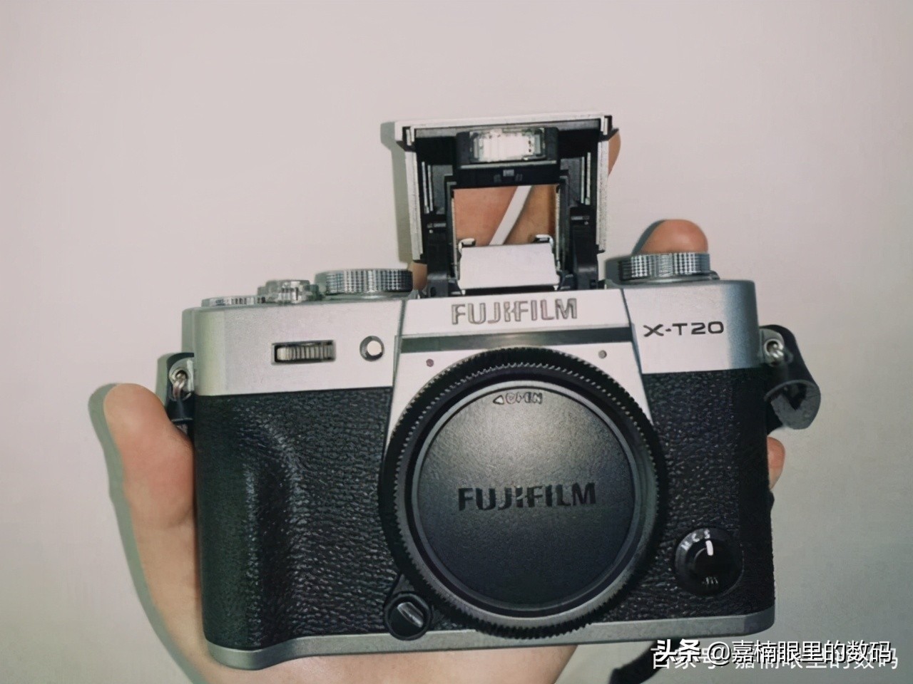 爆款千元机这四款必入,吃土剁手福音