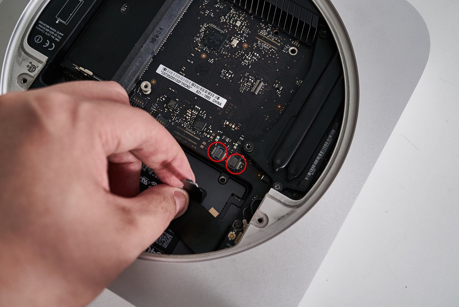 macmini2012安装双硬盘,macmini2012拆解