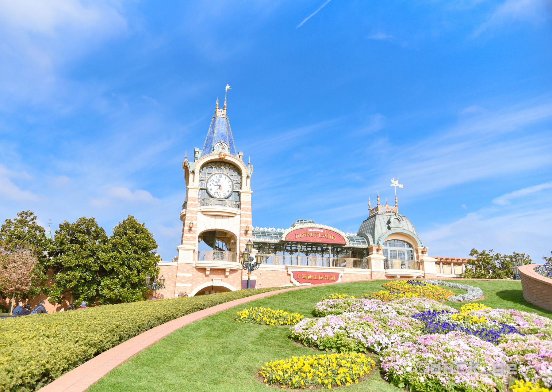 收好这篇攻略，佛系夫妻带你玩转上海迪士尼，选对时间至关重要