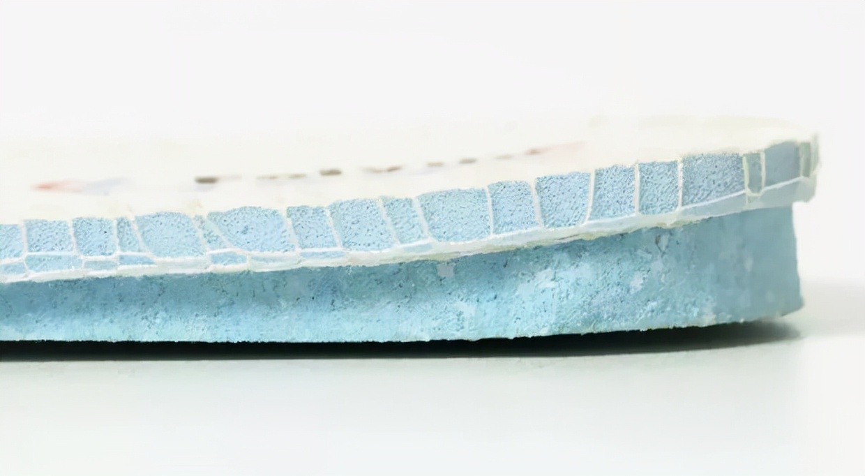 国外比国内火的护肤品,国外卖得比中国便宜的国产品牌