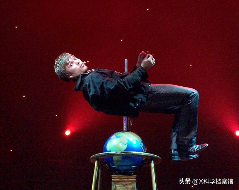 看完了这么多经典魔术背后的秘密,揭秘魔术背后真相