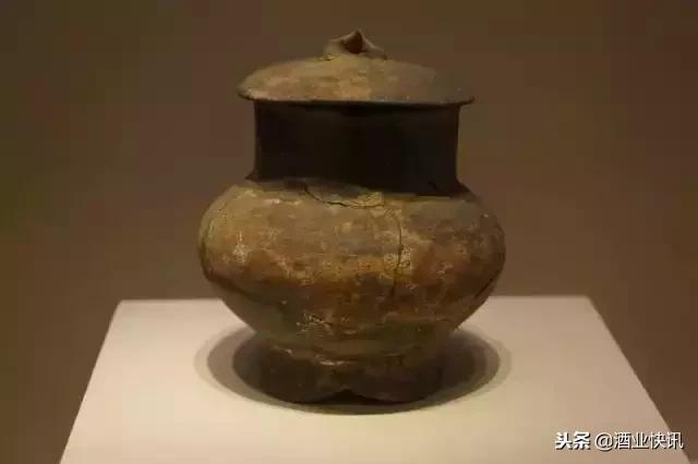 仰韶出土了大量彩陶,仰韶文化彩陶纹样书籍