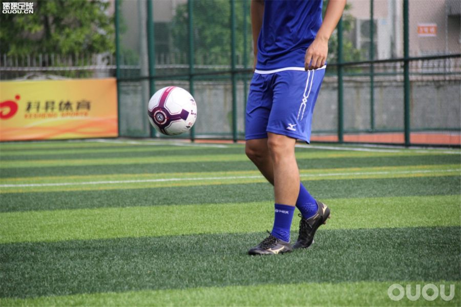 都是日产旗舰你Pick谁?MoreliaNeoII对比Rebula2V1测评