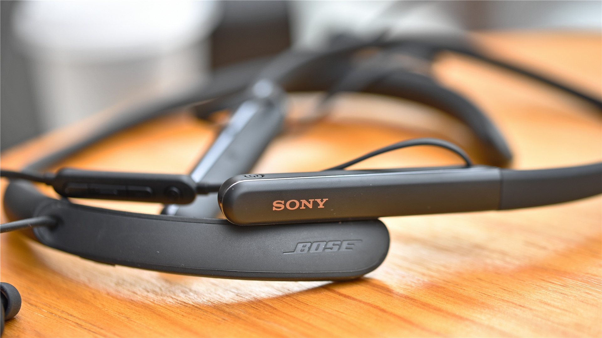 索尼wh1000xm4降噪评测对比,无线通讯黑科技