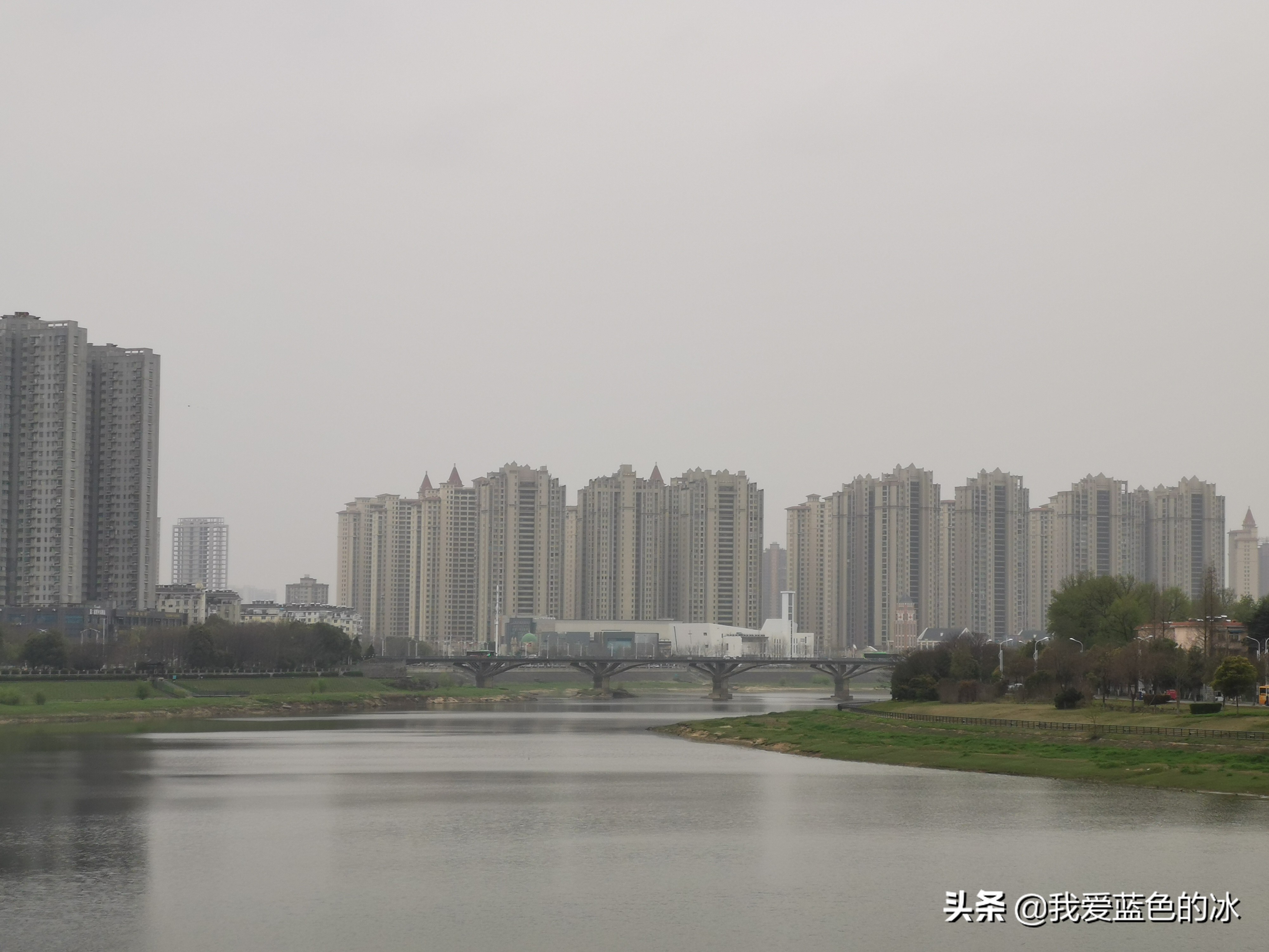 六安月亮岛分岛,六安的月亮岛旁边的小岛