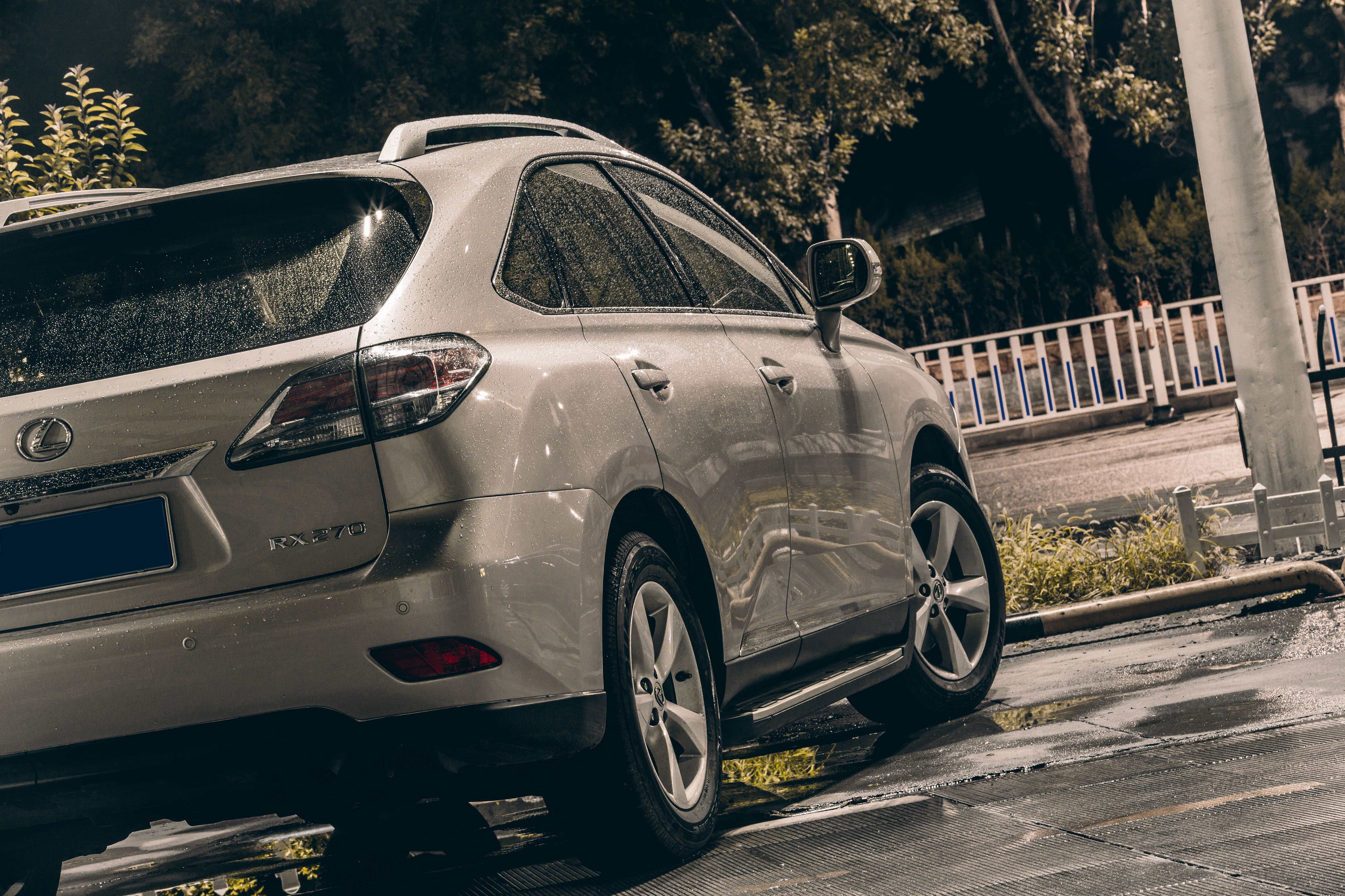 雷克萨斯rx10万公里,雷克萨斯rx十万公里后有什么通病