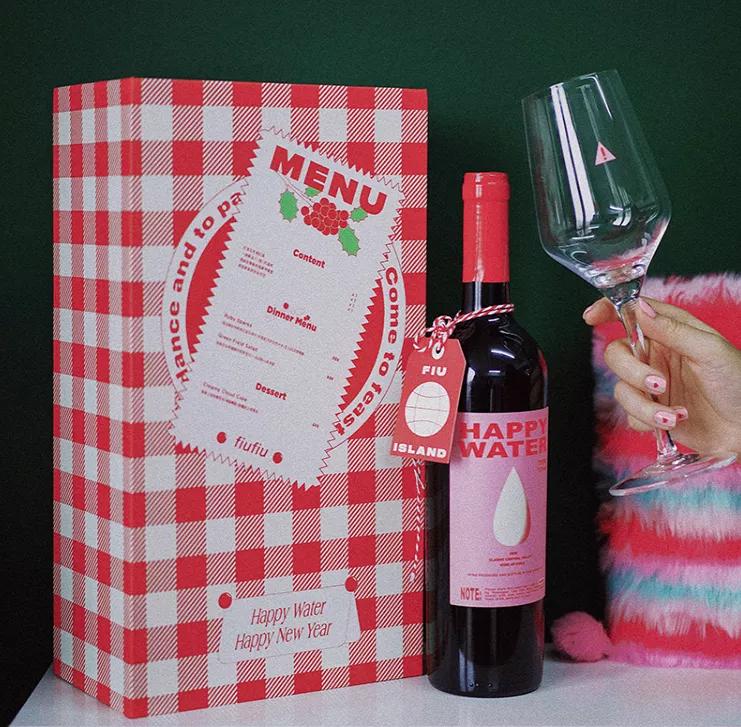 送女朋友的情人节礼物推荐最新款,送女朋友礼物实用惊喜轻奢情人节