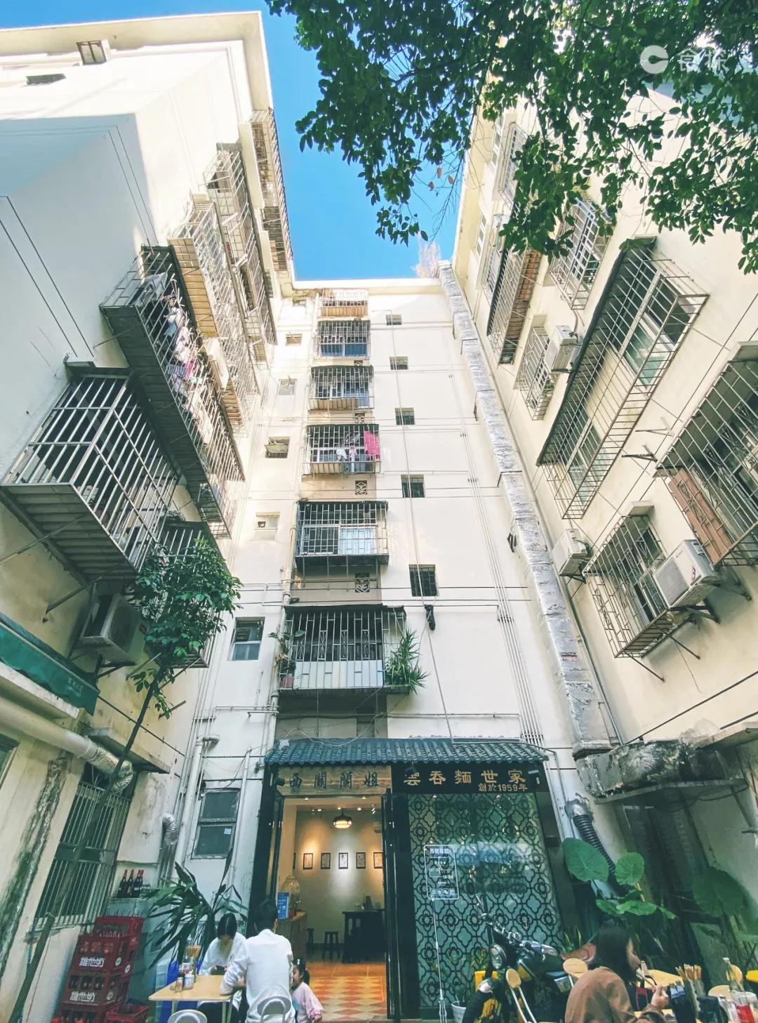 开在老居民楼里的火锅店,开在居民楼下的地道老火锅